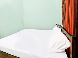 SPOT ON 91771 Homestay Bang HajiNearLapangan Penujak ( Inen Gonggang)