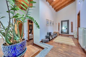 Miralago Lake View Outside Whirlpool