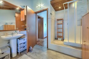 Miralago Lake View & Private Garden