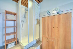 Miralago Lake View Outside Whirlpool