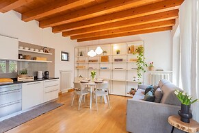 Vico Garden-203 in Como