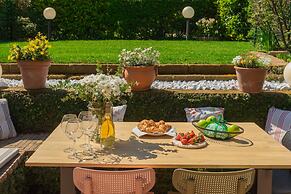 Vico Garden-203 in Como