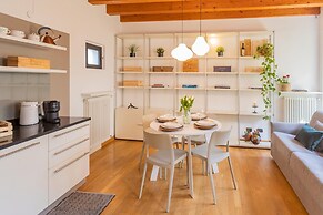 Vico Garden-203 in Como