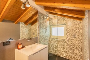 Vico Garden-203 in Como