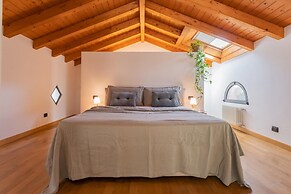 Vico Garden-203 in Como