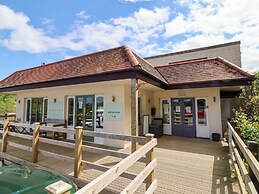 Chalet Log Cabin L12