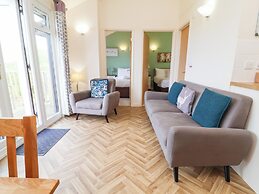 Chalet Log Cabin L14