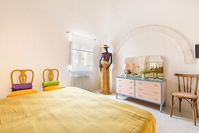 3224 Trulli Almaviva by Perle di Puglia