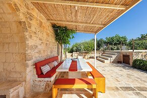 3224 Trulli Almaviva by Perle di Puglia