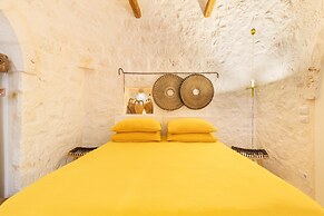 3224 Trulli Almaviva by Perle di Puglia