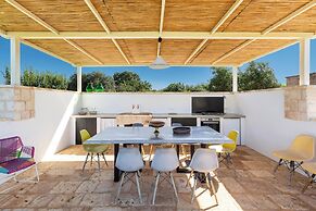 3224 Trulli Almaviva by Perle di Puglia