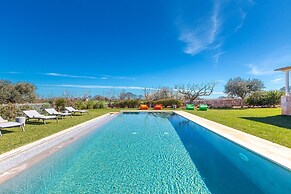 3224 Trulli Almaviva by Perle di Puglia