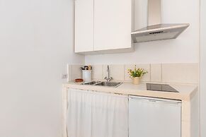 3224 Trulli Almaviva by Perle di Puglia