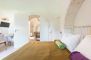 3224 Trulli Almaviva by Perle di Puglia