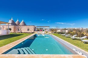 3224 Trulli Almaviva by Perle di Puglia