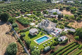 3224 Trulli Almaviva by Perle di Puglia