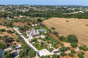 3224 Trulli Almaviva by Perle di Puglia