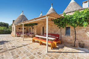 3224 Trulli Almaviva by Perle di Puglia