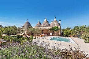 3224 Trulli Almaviva by Perle di Puglia