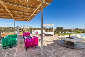 3224 Trulli Almaviva by Perle di Puglia