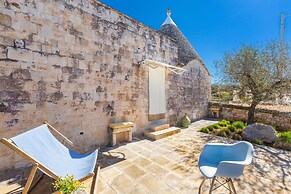 3224 Trulli Almaviva by Perle di Puglia