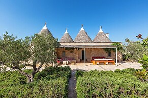 3224 Trulli Almaviva by Perle di Puglia
