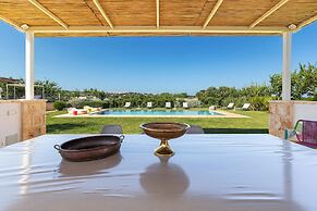 3224 Trulli Almaviva by Perle di Puglia