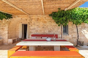3224 Trulli Almaviva by Perle di Puglia