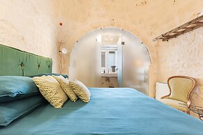 3224 Trulli Almaviva by Perle di Puglia