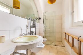 3224 Trulli Almaviva by Perle di Puglia