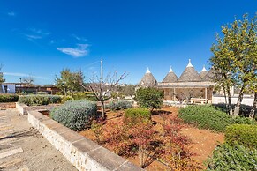 3224 Trulli Almaviva by Perle di Puglia