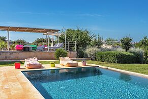 3224 Trulli Almaviva by Perle di Puglia