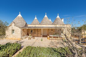 3224 Trulli Almaviva by Perle di Puglia
