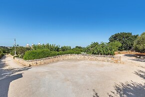 3224 Trulli Almaviva by Perle di Puglia
