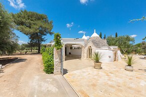 3229 Trullo Mimosa by Perle di Puglia