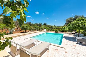 3229 Trullo Mimosa by Perle di Puglia