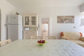 3229 Trullo Mimosa by Perle di Puglia