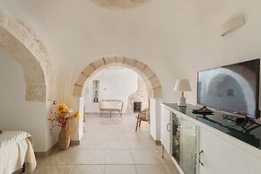 3229 Trullo Mimosa by Perle di Puglia