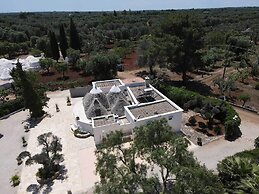 3229 Trullo Mimosa by Perle di Puglia