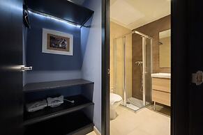 AinB Barcelona Sants Apartments