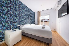 AinB Barcelona Sants Apartments