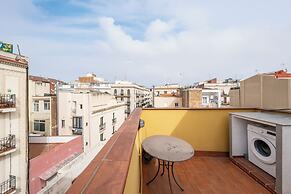 AinB Barcelona Sants Apartments
