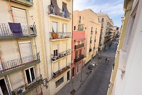 AinB Barcelona Sants Apartments