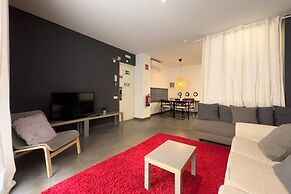 AinB Barcelona Sants Apartments