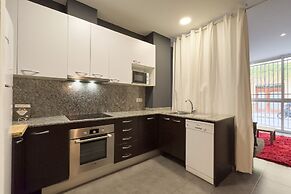 AinB Barcelona Sants Apartments