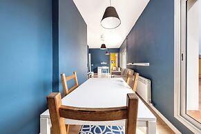 AinB Barcelona Sants Apartments