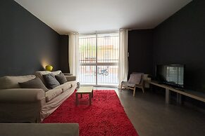 AinB Barcelona Sants Apartments
