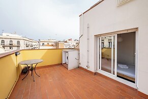 AinB Barcelona Sants Apartments