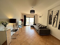 Ocean Terrace Seaview Apartment