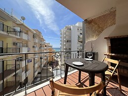 Ocean Terrace Seaview Apartment